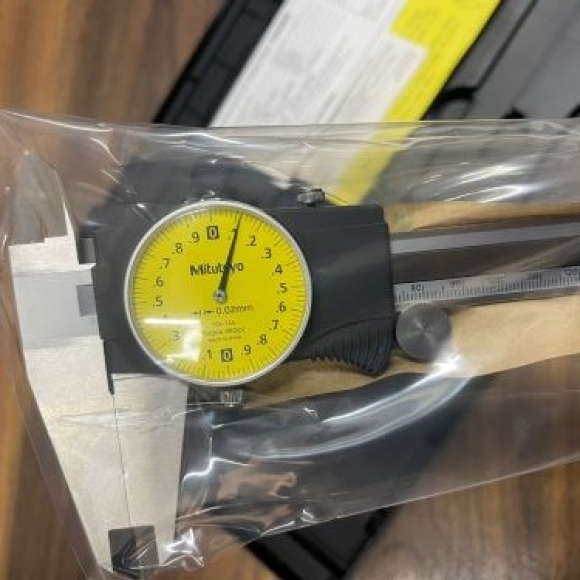 Thước cặp đồng hồ Mitutoyo 505-745 (0 - 300mm)
